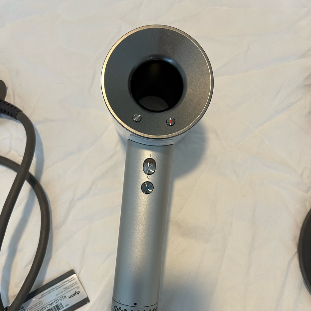 Dyson supersonic hair dryer